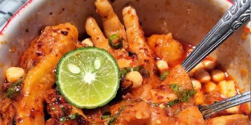Rasanya Bikin Ketagihan: Kedai Gahar Bakso Sapi & Aci di Jalan Kauman